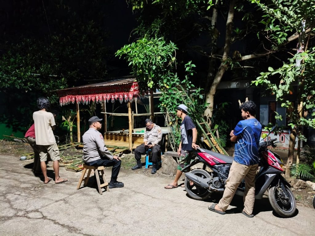 Polsek Jajaran Polres Maros Gencarkan Patroli Siskamling, Wujudkan Lingkungan Aman dan Kondusif